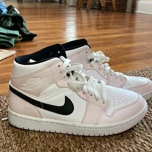 Nike Air - Pink and Black